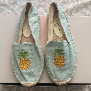 Embroidered pineapple espadrille flats